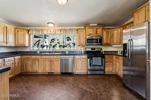 29706 Old Lincoln Hwy, Wanship, UT 84017 - Photo 24