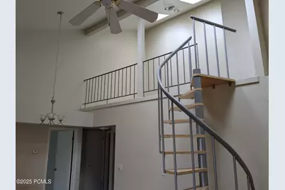 6871 N 2200 #Apt 8l, Park City, UT 84098 - Photo 8
