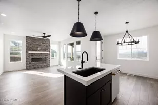 5993 N Fairview Dr, Heber City, UT 84032 - Photo 12