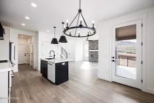 5993 N Fairview Dr, Heber City, UT 84032 - Photo 10