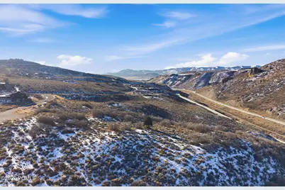 9233 Spotted Owl Court, Park City, UT 84098 - Photo 10