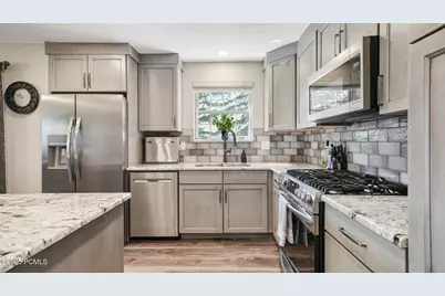 901 Schneitter Circle #B7, Midway, UT 84049 - Photo 2