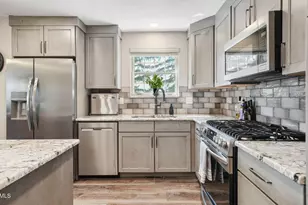 901 Schneitter Cir, Midway, UT 84049 - Photo 2