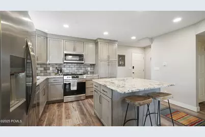 901 Schneitter Circle #B7, Midway, UT 84049 - Photo 4