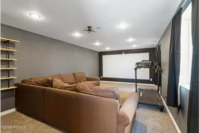 1925 E Hillcrest Avenue, Salt Lake City, UT 84106 - Photo 30