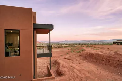 784 N Sanctuary Place, Ivins, UT 84738 - Photo 34