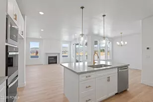 1877 S Sawmill Blvd, Heber City, UT 84032 - Photo 10