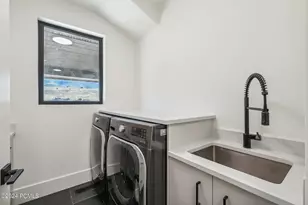 3035 Corral Peak Cir, Heber City, UT 84032 - Photo 18