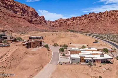 705 N Sanctuary Place, Ivins, UT 84738 - Photo 26