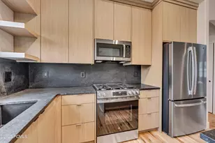 198 E Keetly Cl Cir, Heber City, UT 84032 - Photo 4