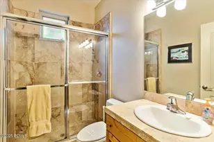 4757 S Meadowview Rd, Murray, UT 84107 - Photo 36