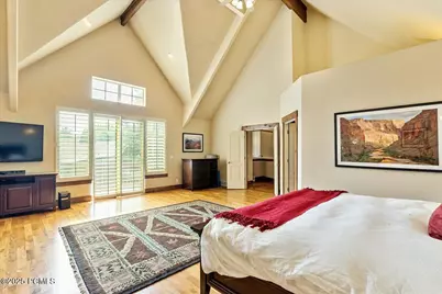 4757 S Meadowview Road, Murray, UT 84107 - Photo 46