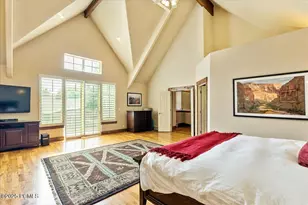 4757 S Meadowview Rd, Murray, UT 84107 - Photo 46