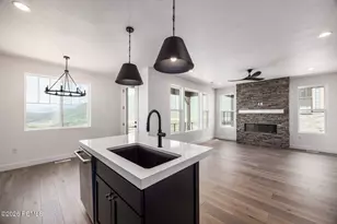 6021 N Fairview Dr, Heber City, UT 84032 - Photo 8