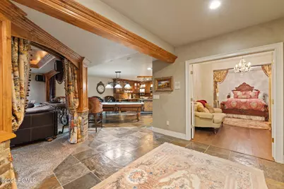 2238 E Cottonwood Cove Lane, Cottonwood Heights, UT 84121 - Photo 50