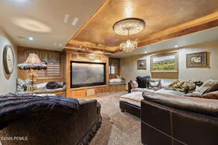 2238 E Cottonwood Cove Ln, Cottonwood Heights, UT 84121 - Photo 44