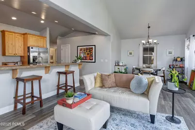 5135 Cove Canyon Drive #Apt 204, Park City, UT 84098 - Photo 6