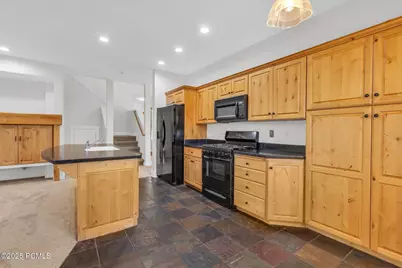 1041 Lincoln Lane, Park City, UT 84098 - Photo 12