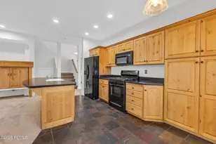 1041 Lincoln Ln, Park City, UT 84098 - Photo 12