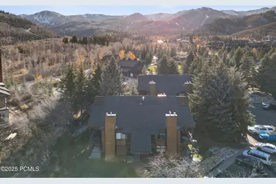 2025 Canyons Resort Drive #J4, Park City, UT 84098 - Photo 32
