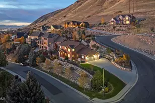 2541 E Stonebury Loop Rd, Springville, UT 84663 - Photo 4