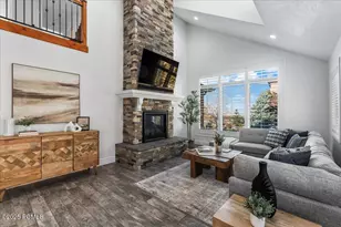 2541 E Stonebury Loop Rd, Springville, UT 84663 - Photo 24