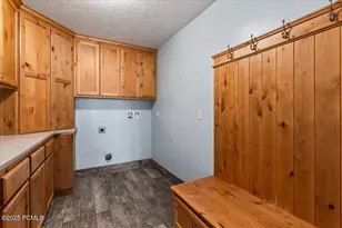 2541 E Stonebury Loop Rd, Springville, UT 84663 - Photo 32