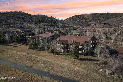 5135 Cove Canyon Drive #104, Park City, UT 84098 - Photo 2