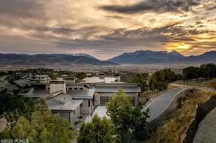 748 N Explorer Peak Dr, Heber City, UT 84032 - Photo 2