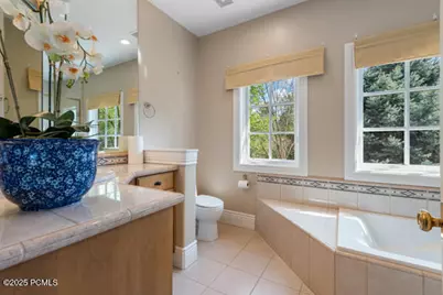 2062 E Walker Lane, Salt Lake City, UT 84117 - Photo 38