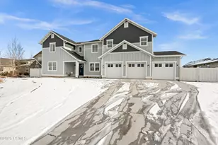 6880 N Greenfield Dr, Park City, UT 84098 - Photo 2