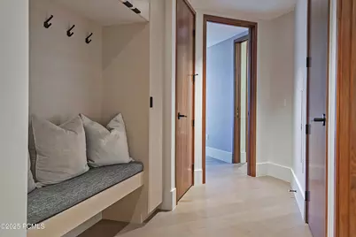 7677 Village Way #301, Park City, UT 84060 - Photo 2