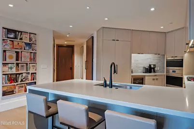 7677 Village Way #301, Park City, UT 84060 - Photo 14