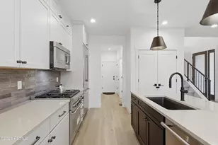 11687 N Shoreline Dr, Hideout, UT 84036 - Photo 10
