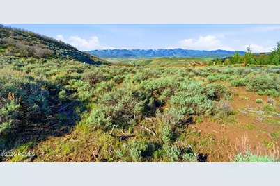 2562 E Canyon Gate Road, Park City, UT 84098 - Photo 2