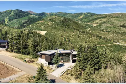 4867 Legacy Way, Park City, UT 84060 - Photo 4