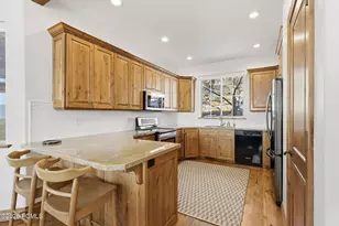 1239 W Links Dr, Midway, UT 84049 - Photo 8