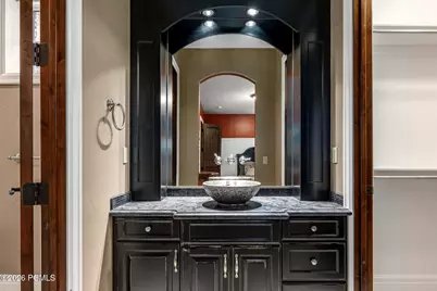 6150 S Murdoch Woods Place, Holladay, UT 84121 - Photo 26