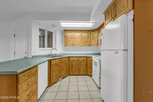 595 S Main St, Kamas, UT 84036 - Photo 8