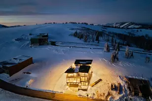 8526 Overlook Dr, Eden, UT 84310 - Photo 50