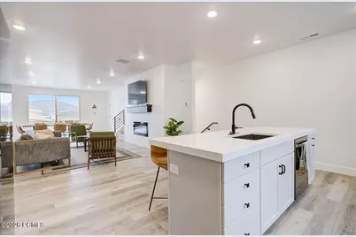 1383 Gambel Oak Way, Park City, UT 84098 - Photo 2