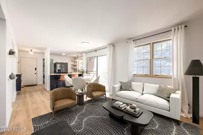 874 Schneitter Circle #Apt 5, Midway, UT 84049 - Photo 2