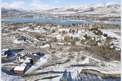 1316 S Via Monaco Drive, Huntsville, UT 84317 - Photo 2