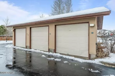 1600 Pinebrook Boulevard #Apt E4, Park City, UT 84098 - Photo 26