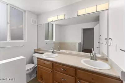 1600 Pinebrook Boulevard #Apt E4, Park City, UT 84098 - Photo 20