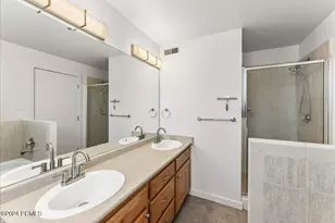 1600 Pinebrook Blvd, Park City, UT 84098 - Photo 14