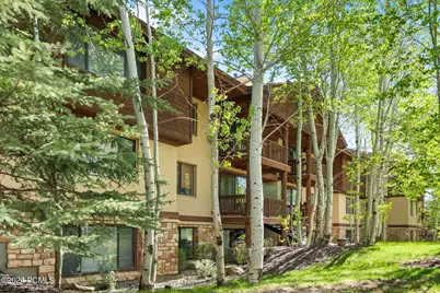 1600 Pinebrook Boulevard #Apt E4, Park City, UT 84098 - Photo 2