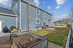 215 E 300, Midway, UT 84049 - Photo 38