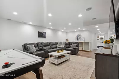 215 E 300, Midway, UT 84049 - Photo 30