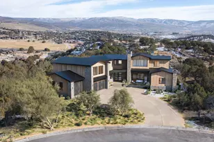 2418 E Red Knob Wy, Heber City, UT 84032 - Photo 2